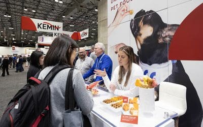 How do I plan my Petfood Forum experience?